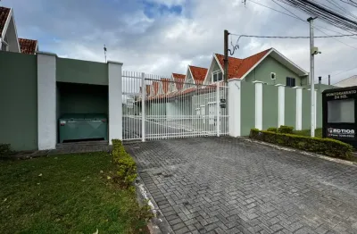 Casa  com atico bairro cajuru próxima shopping jardim américa