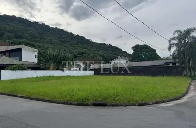 Terreno à venda na Rua Presidente Vargas, 146, Pirabeiraba, Joinville