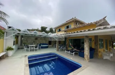 Casa 6 quartos  no canto direito da praia de geribá armação de búzios