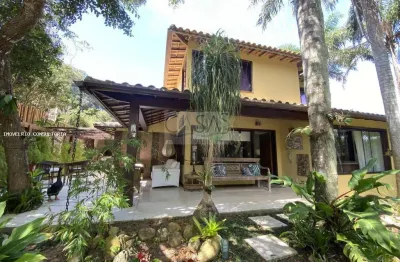 Excelente casa 5 suítes em condomínio no centro de búzios