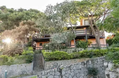 Linda casa 5 quartos 250m² em geribá armação de búzios
