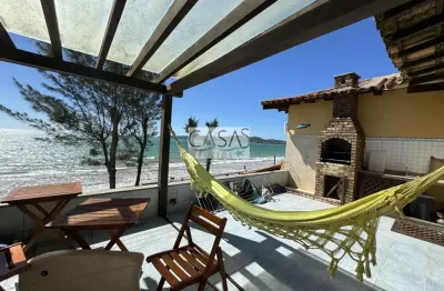Excelente casa 3 quartos com vista eterna para mar na praia de manguinhos em búzios