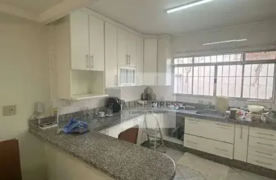 Casa em condomínio fechado com 3 quartos para alugar na Avenida José Ferreira Batista, Santana, Araçatuba