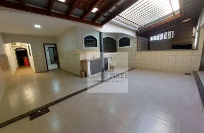 Casa com 3 quartos para alugar na Rua Tibiriçá, Jardim América, Araçatuba