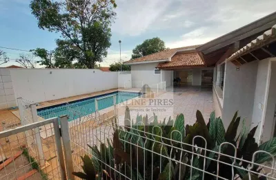 Casa com 4 quartos para alugar na Rua Coelho Neto, Bairro das Bandeiras, Araçatuba