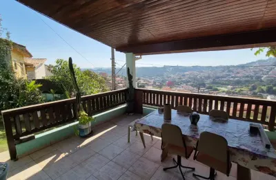 Casa com 3 quartos à venda no Centro, Santa Branca 
