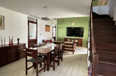 Oportunidade: casa à venda em água fria, bem próxima ao carrefour bancários, excelente localização, bem ventilada e com iluminação natural