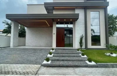 Casa lindíssima a venda na praia dos ingleses! aceita financiamento