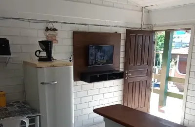 Apartamento à venda canasvieiras poucos metros do mar! oportunidade