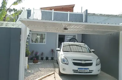 Casa a venda no bairro rio vermelho com terraço vista para a mata!