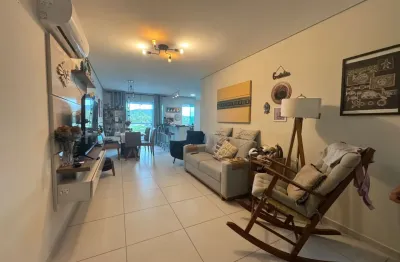 Cobertura bem localizada na praia dos ingleses com 3 dormitórios