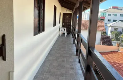 Apartamento ideal para morar ou investir com qualidade de vida e valorização no norte da ilha!