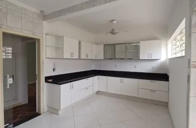 Casa com 4 quartos à venda na Rua Piracicaba, Vila Trujillo, Sorocaba