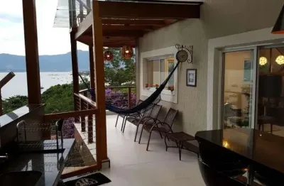 Casa com 3 quartos à venda na Rua Amadeu Dias Filho, 100, São Francisco da Praia, São Sebastião