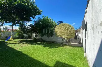 Casa espaçosa com lindo gramado - porto novo - caraguatatuba/sp