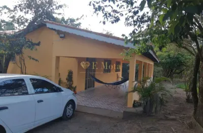 Belíssima chácara-pereiras-sp com 12.000m2. aceita entrada e parcelas e estuda permuta.