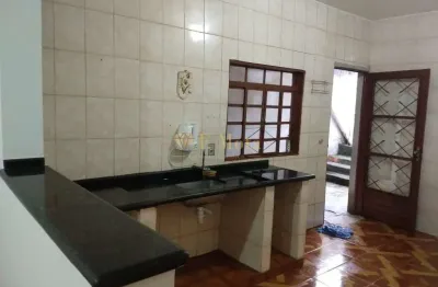 Casa com 2 quartos à venda na Vila Santa Terezinha, Carapicuíba , 130 m2 por R$ 350.000