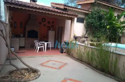 Casa com 3 dormitórios à venda, 230 m² por R$ 1.200.000,00 - Jardim do Lago - Atibaia/SP