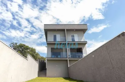 CASA COM 3 DORMITÓRIOS e 3 SUÍTES COM 220 m² POR R$ 850.000,00 NO BAIRRO JARDIM DO LAGO -SP.