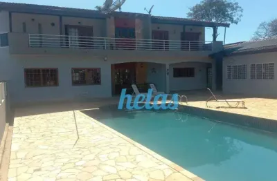 Chácara de alto padrão à  venda com 2.104m² de área, por r$2.500.000,00 em condomínio fechado -  atibaia/sp