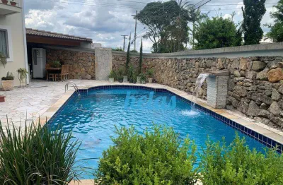 Casa à venda com 3 dormitórios, 398 m² por r$ 1.500.000,00, no bairro vila petrópolis - atibaia / sp.