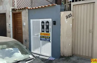 Casa com 2 quartos para alugar na Vila Maria Alta, São Paulo 