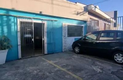 Casa com 5 quartos para alugar na Vila Maria Alta, São Paulo 