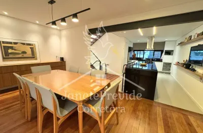 Casa à venda, 4 quartos, Alphaville,  Santana de Parnaíba-SP