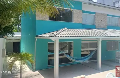 Casa com 4 quartos à venda na Avenida Praia de Itapoan, 13, Vilas do Atlantico, Lauro de Freitas