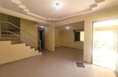 Casa em condomínio fechado com 4 quartos à venda na Avenida Praia de Itapoan, 24, Vilas do Atlantico, Lauro de Freitas
