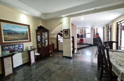 Casa com 4 quartos à venda na Avenida Praia de Itapoan, 12, Vilas do Atlantico, Lauro de Freitas