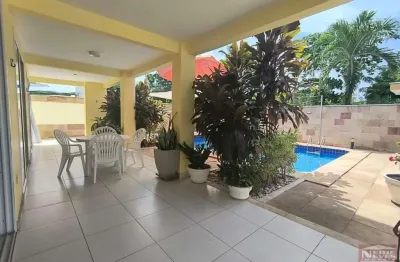 Casa com 5 quartos à venda na Avenida Praia de Itapoan, 542, Vilas do Atlantico, Lauro de Freitas