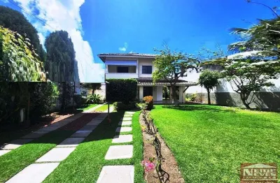 Casa com 4 quartos à venda na Avenida Praia de Itapoan, 872, Vilas do Atlantico, Lauro de Freitas