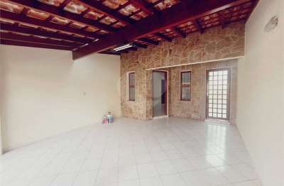 Casa com 3 quartos para alugar na Rua Presidente Prudente, 43, Jardim Santa Rita, Indaiatuba