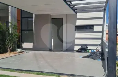 Condomínio com 3 quartos à venda em jardim toscana - sp