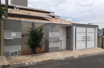 Casa com 3 quartos à venda na Elias Leite De Oliveira, Centro, Elias Fausto