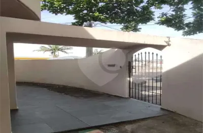 Casa com 3 quartos para alugar na Vila Pires da Cunha, Indaiatuba 