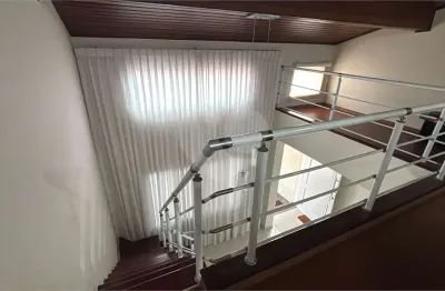 Casa com 3 quartos para alugar na Vila Maria Helena, Indaiatuba 