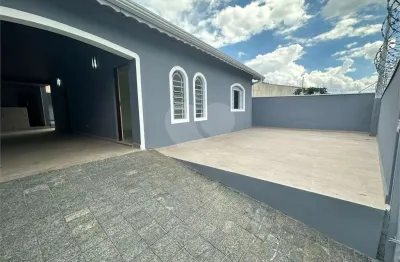 Casa com 2 quartos à venda na Rua das Rosas, 82, Vila São José, Indaiatuba
