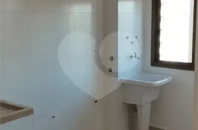 Apartamento com 2 quartos à venda ou para locação em jardim santiago - sp