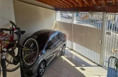 Casa com 2 quartos à venda na Rua José Teixeira de Camargo, 518, Vila Rubens, Indaiatuba