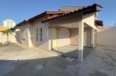 Casa com 3 quartos para locação em jardim nova indaiá - sp