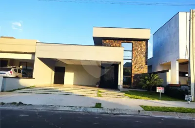 Casa em condomínio fechado com 3 quartos à venda no Buru, Salto 