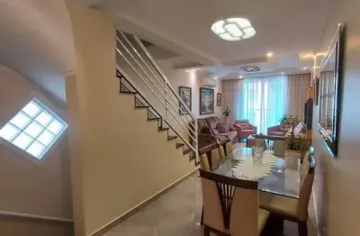 Casa com 4 quartos à venda na Rua Liberdade, Embaré, Santos