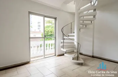 Maravilhoso apartamento duplex a uma quadra da praia