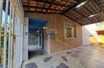 Casa comércial para alugar com 6 quartos 3 banheiros 4 vagas na rua olegário maciel