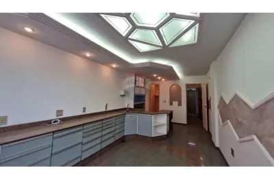 Sala comercial à venda no Centro, Juiz de Fora 