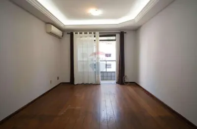 Apartamento 3 quartos 1 suíte ,banheiro social e uma vagade garagem no bairro cascatinha.