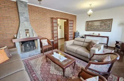 Espetacular sobrado para venda em Água Fria com 4 quartos, sendo 2 suítes , 210m²