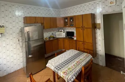Aconchegante sobrado para venda em Vila Galvão com 3 quartos , 180m²